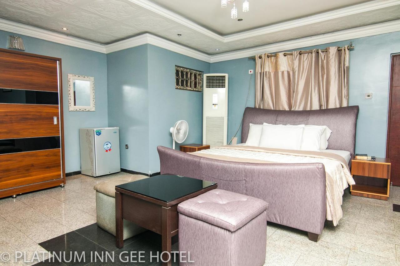 Platinum Inn Gee Hotel Suru Lere Luaran gambar
