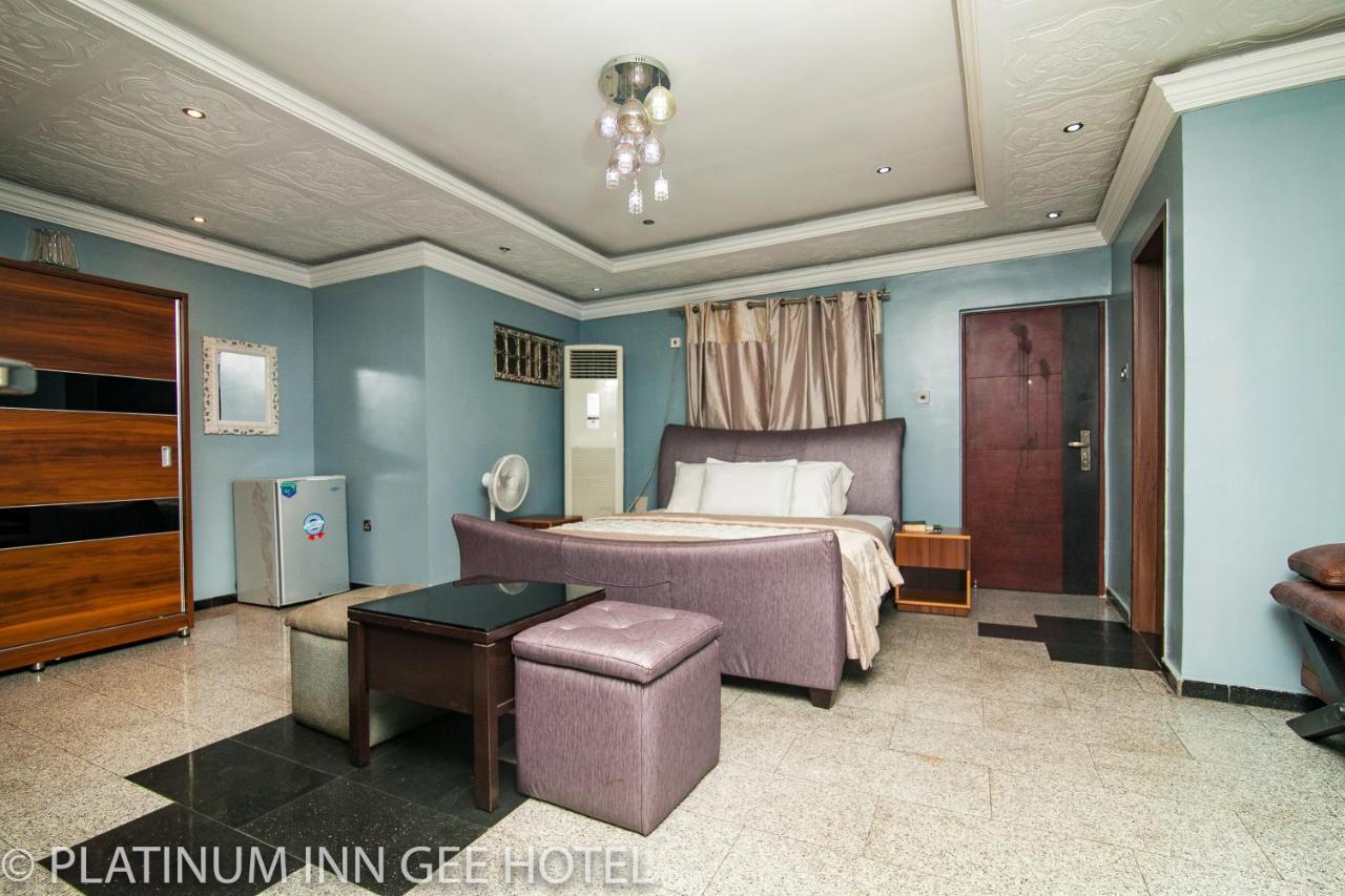 Platinum Inn Gee Hotel Suru Lere Luaran gambar