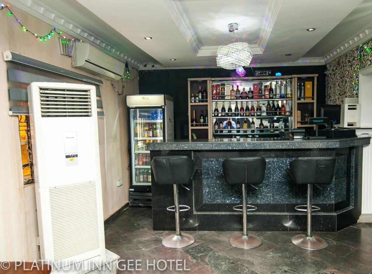 Platinum Inn Gee Hotel Suru Lere Luaran gambar