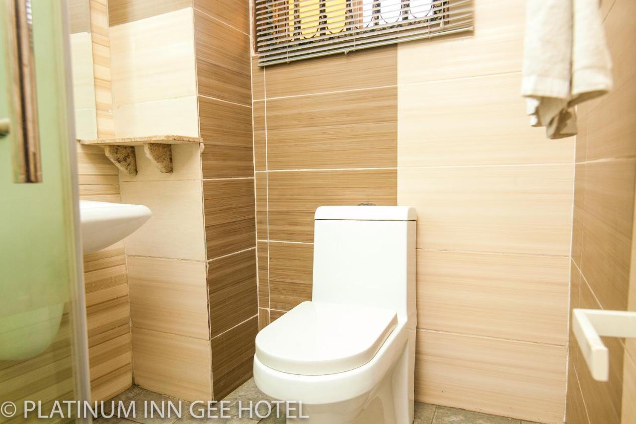Platinum Inn Gee Hotel Suru Lere Luaran gambar